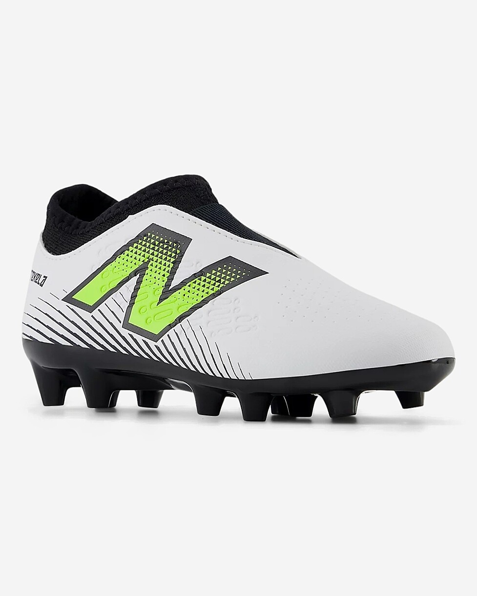 CHUTEIRA NEW BALANCE TEKELA MAGIQUE FG V4 JR