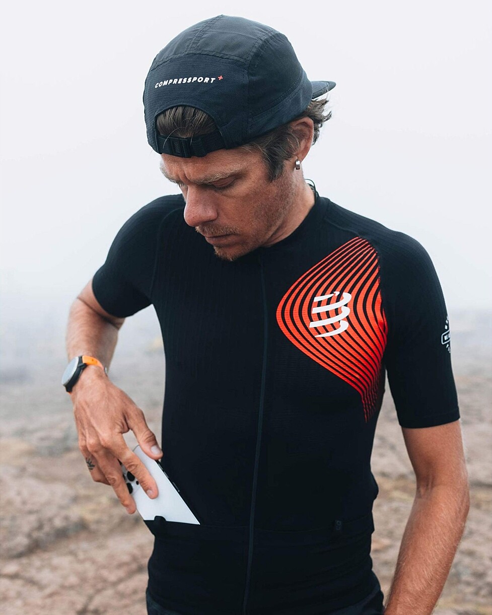 CAP COMPRESSPORT 5 PANEL