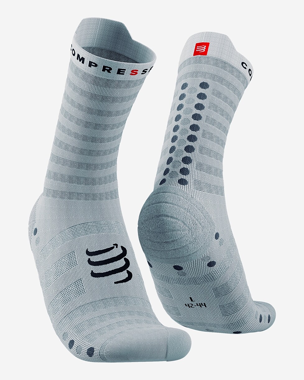 MEIAS COMPRESSPORT PRO RACING V 4.0 ULTRALIGHT RUN HIGH - BRANCO
