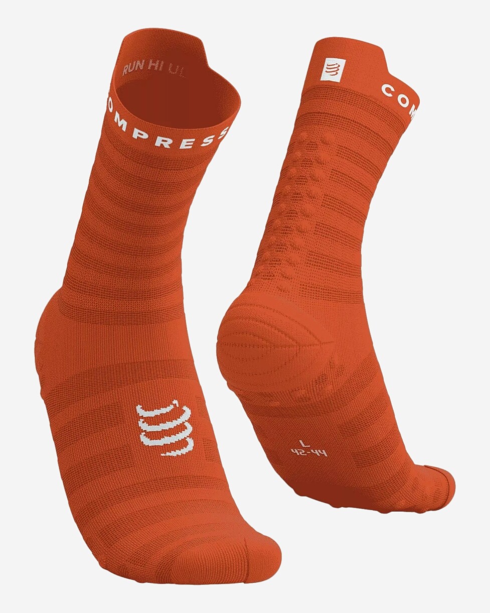 MEIAS COMPRESSPORT PRO RACING V 4.0 ULTRALIGHT RUN HIGH - LARANJA