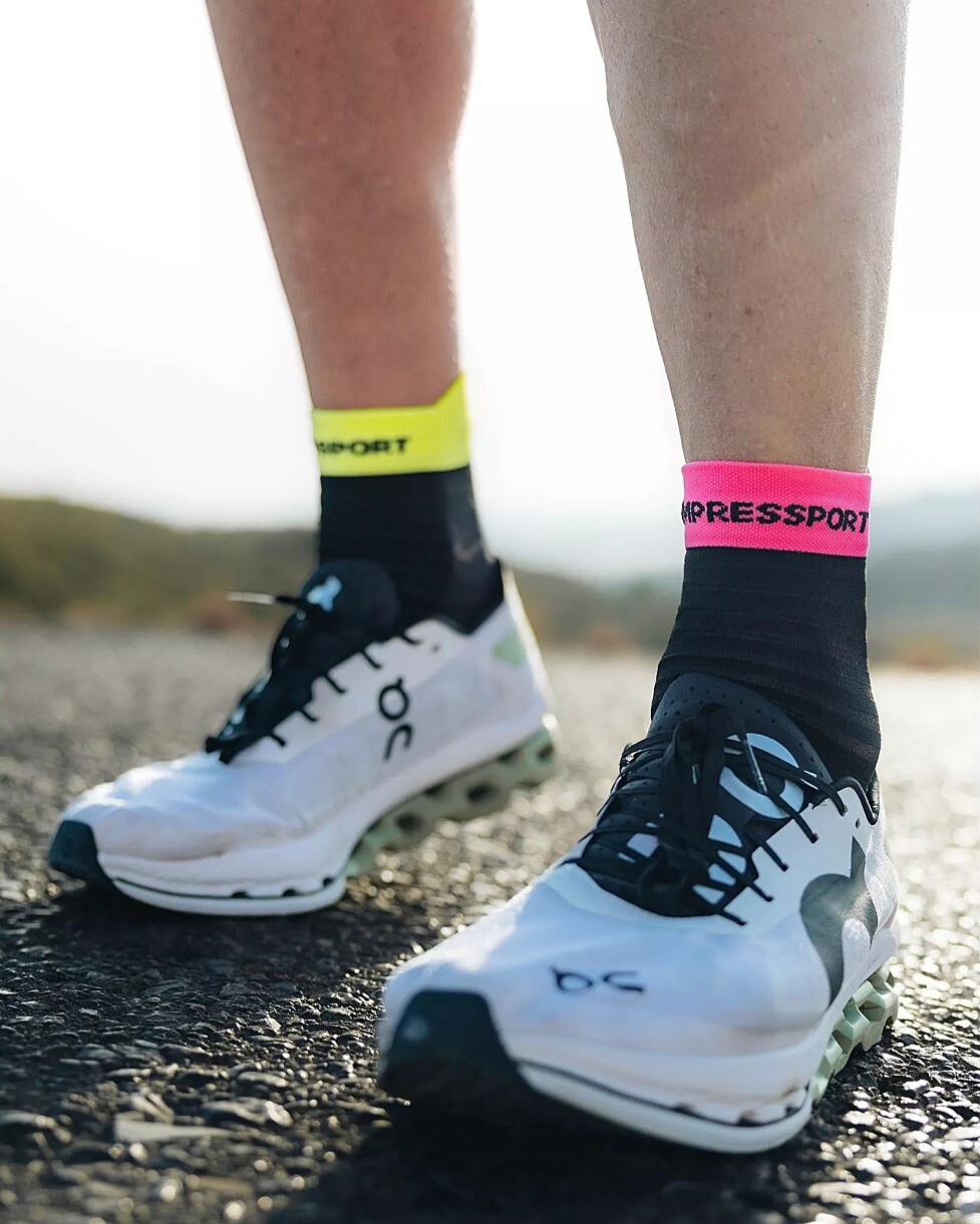 MEIAS COMPRESSPORT PRO RACING V 4.0 ULTRALIGHT RUN HIGH