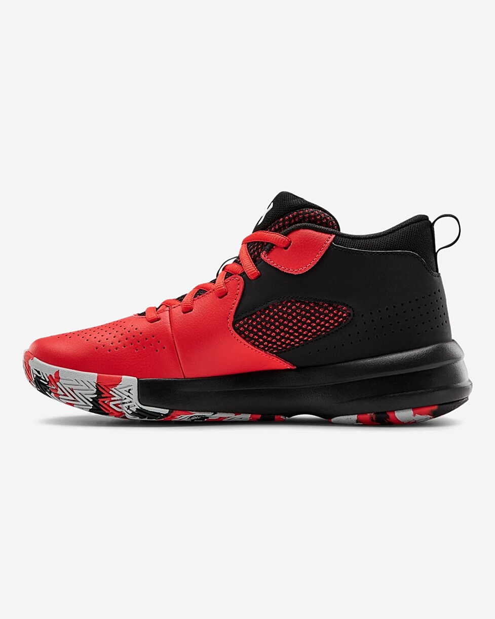 Os Under Armour Lockdown 5 são leves, confortáveis e suficientemente resistentes para durarem toda a...  TENIS UNDER ARMOUR LOCKDOWN JR  - PRETO