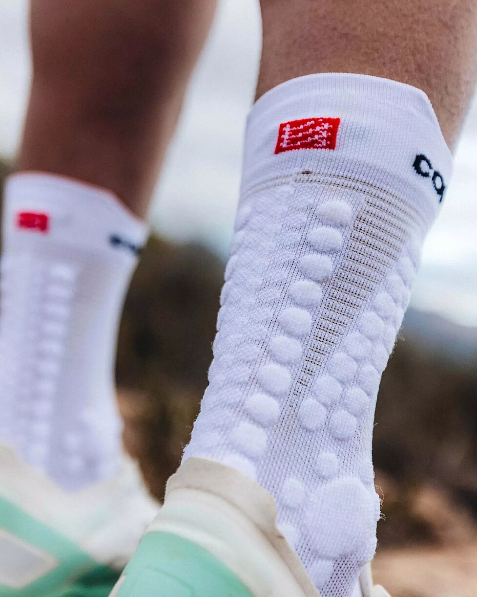 MEIAS COMPRESSPORT PRO RACING V4.0 TRAIL