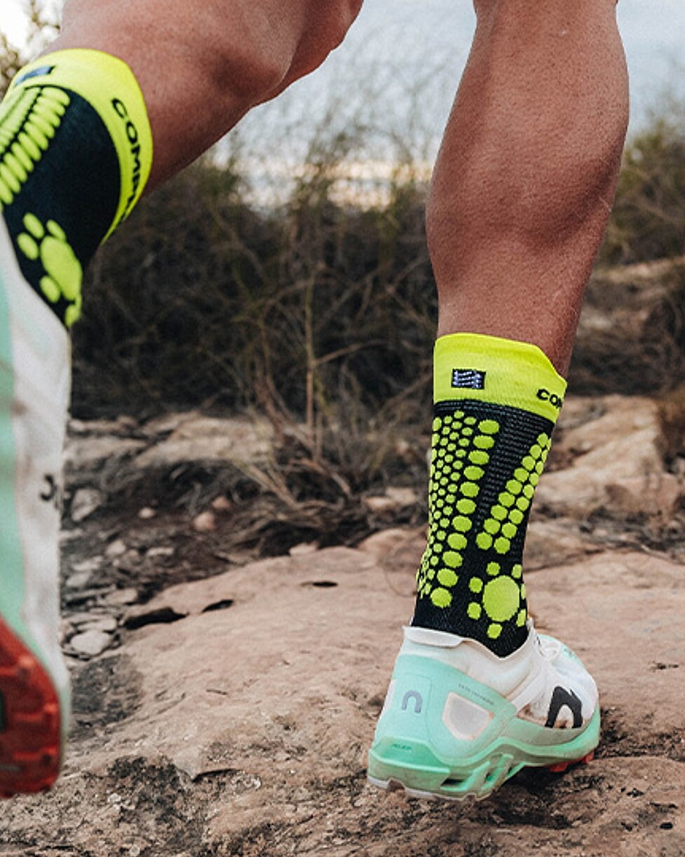 MEIAS COMPRESSPORT PRO RACING V4.0 TRAIL