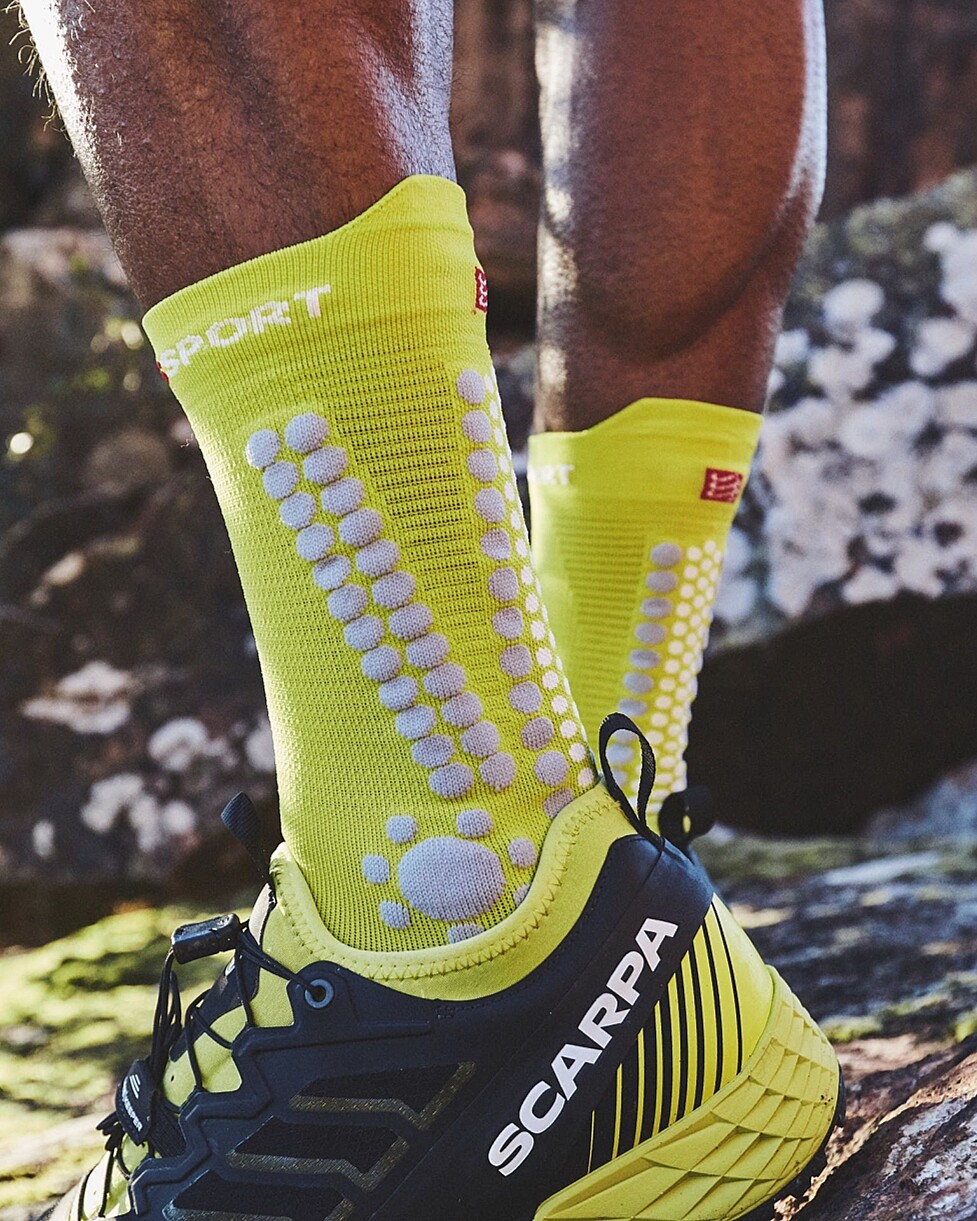 MEIAS COMPRESSPORT PRO RACING V4.0 TRAIL