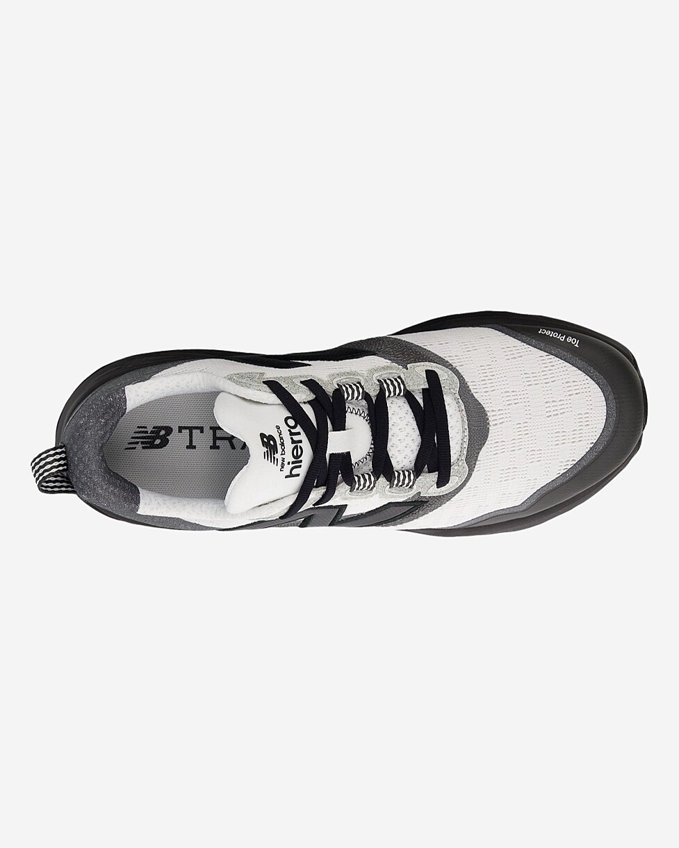 TÉNIS NEW BALANCE HIERRO V9