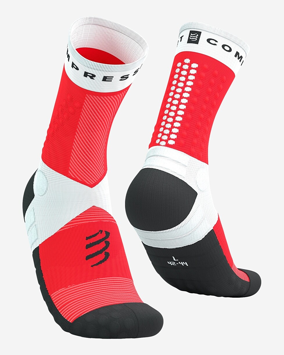 MEIAS COMPRESSPORT ULTRA TRAIL  - PR/LARANJA
