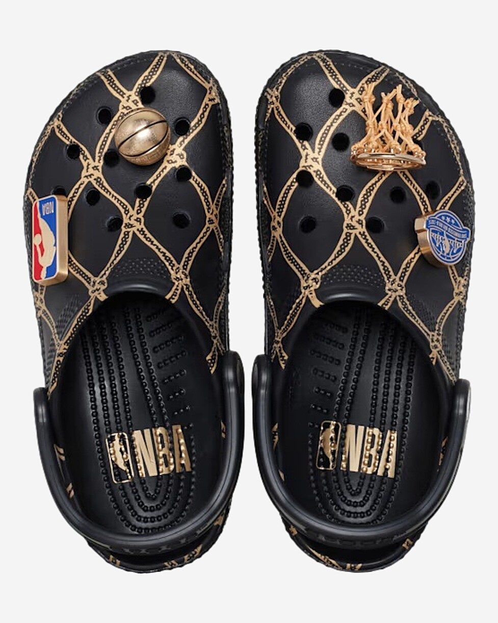 CROCS NBA CLASSIC CLOG 