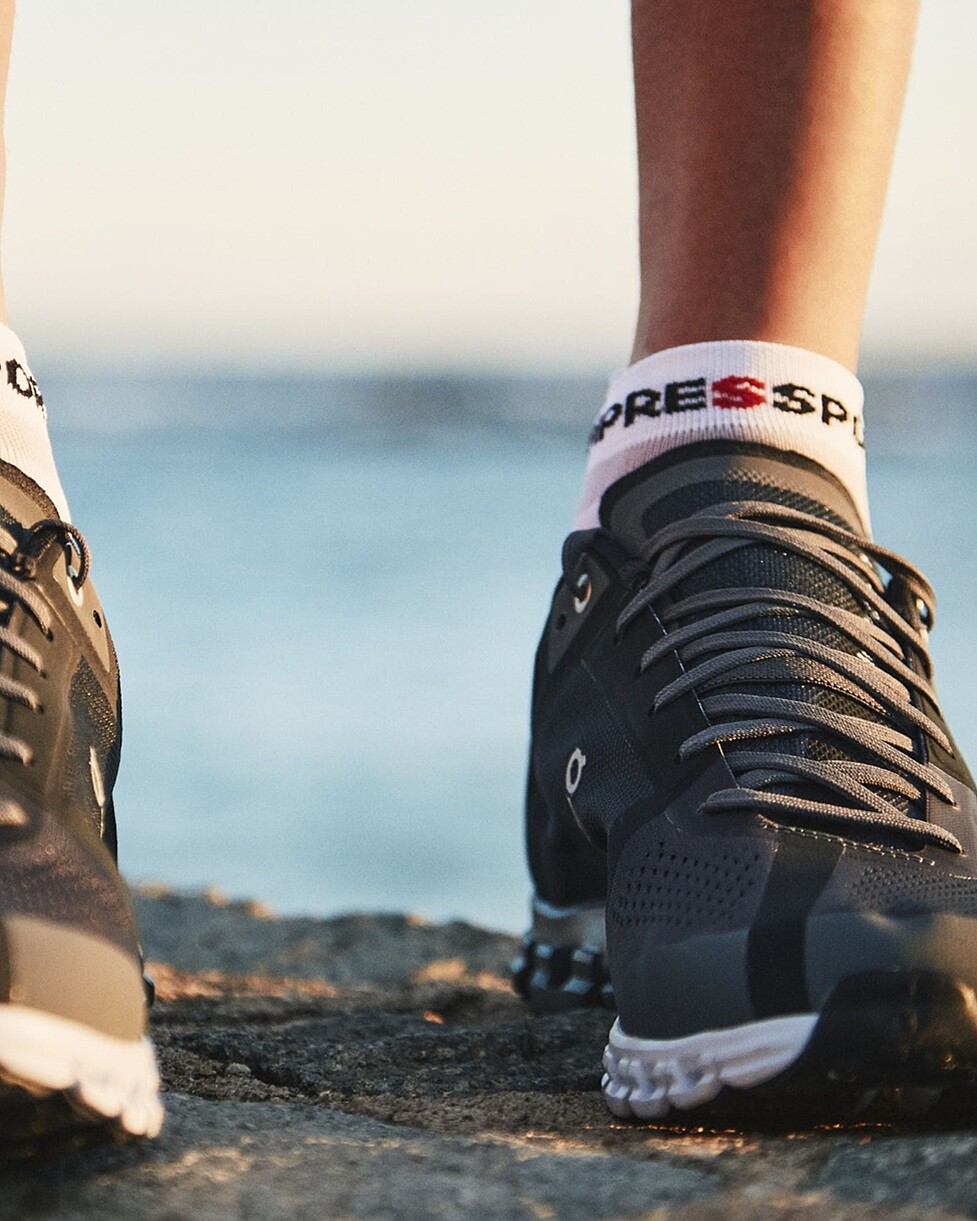 MEIAS COMPRESSPORT PRO RACING V 4.0 ULTRALIGHT RUN LOW