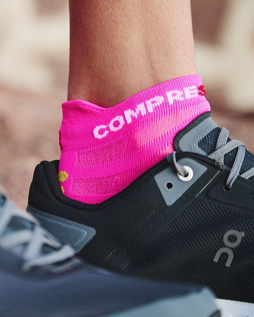 MEIAS COMPRESSPORT PRO RACING V 4.0 ULTRALIGHT RUN LOW