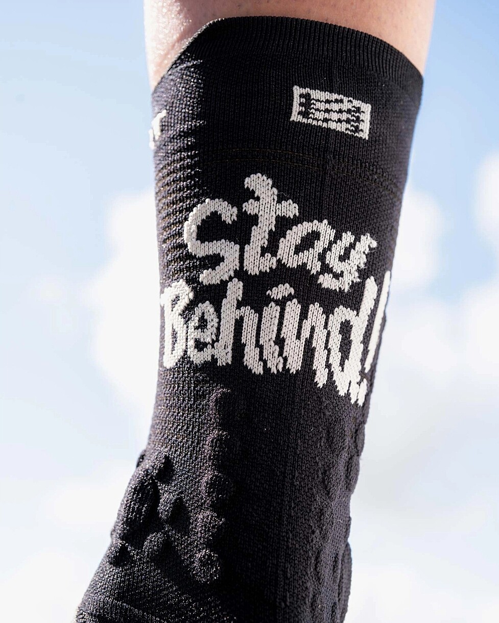 MEIAS COMPRESSPORT PRO RACING V 4.0 TRAIL STAY BEHIND