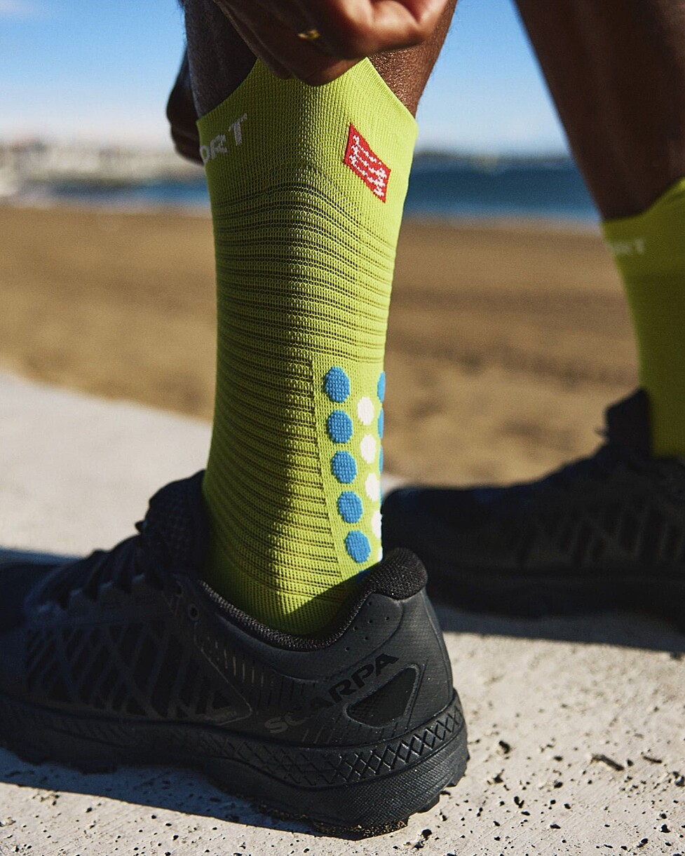 MEIAS COMPRESSPORT PRO RACING V 4.0 RUN HIGH