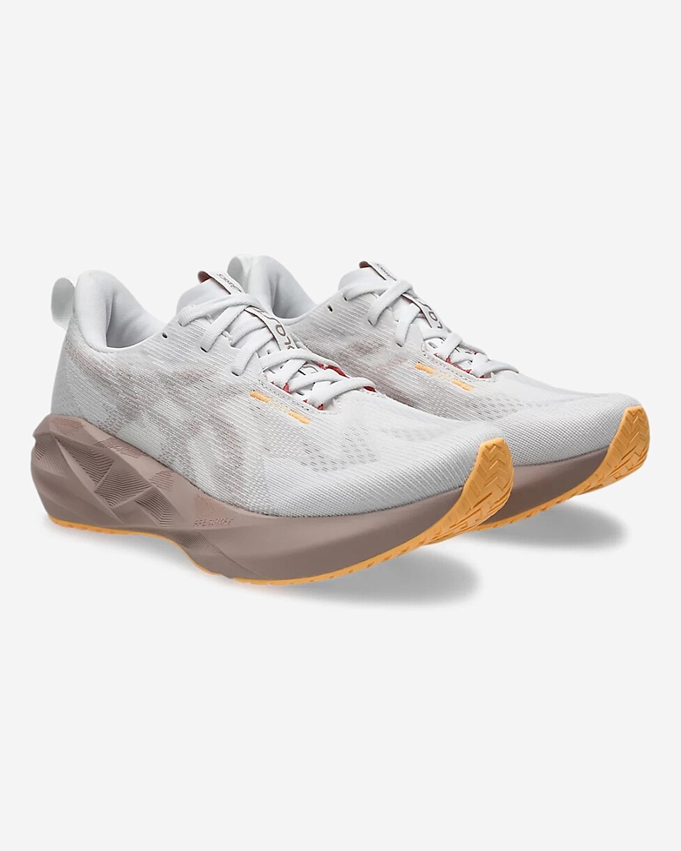 TENIS ASICS NOVABLAST 5 W