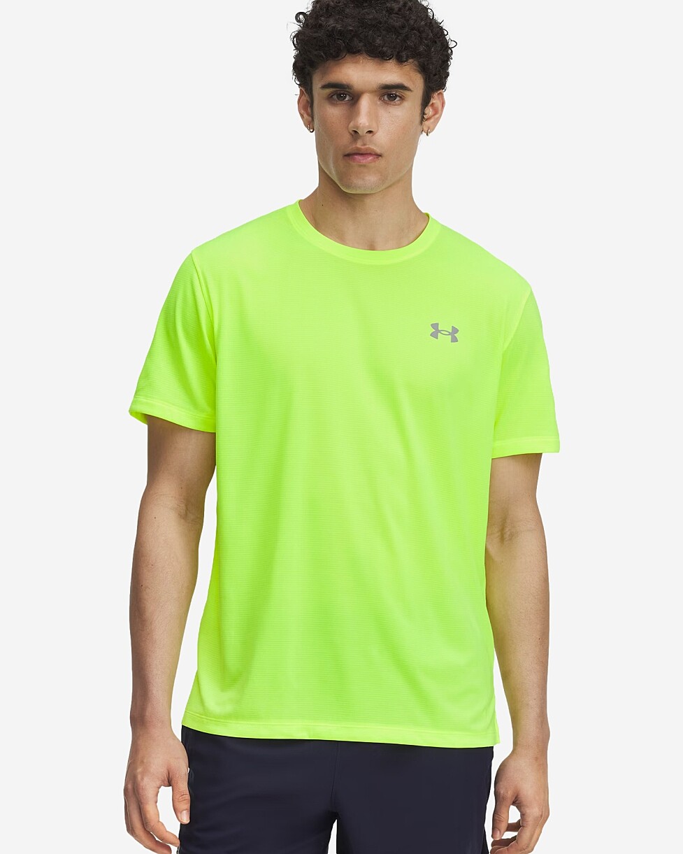 T-SHIRT UNDER ARMOUR LAUNCH SHORTS SLEEVE