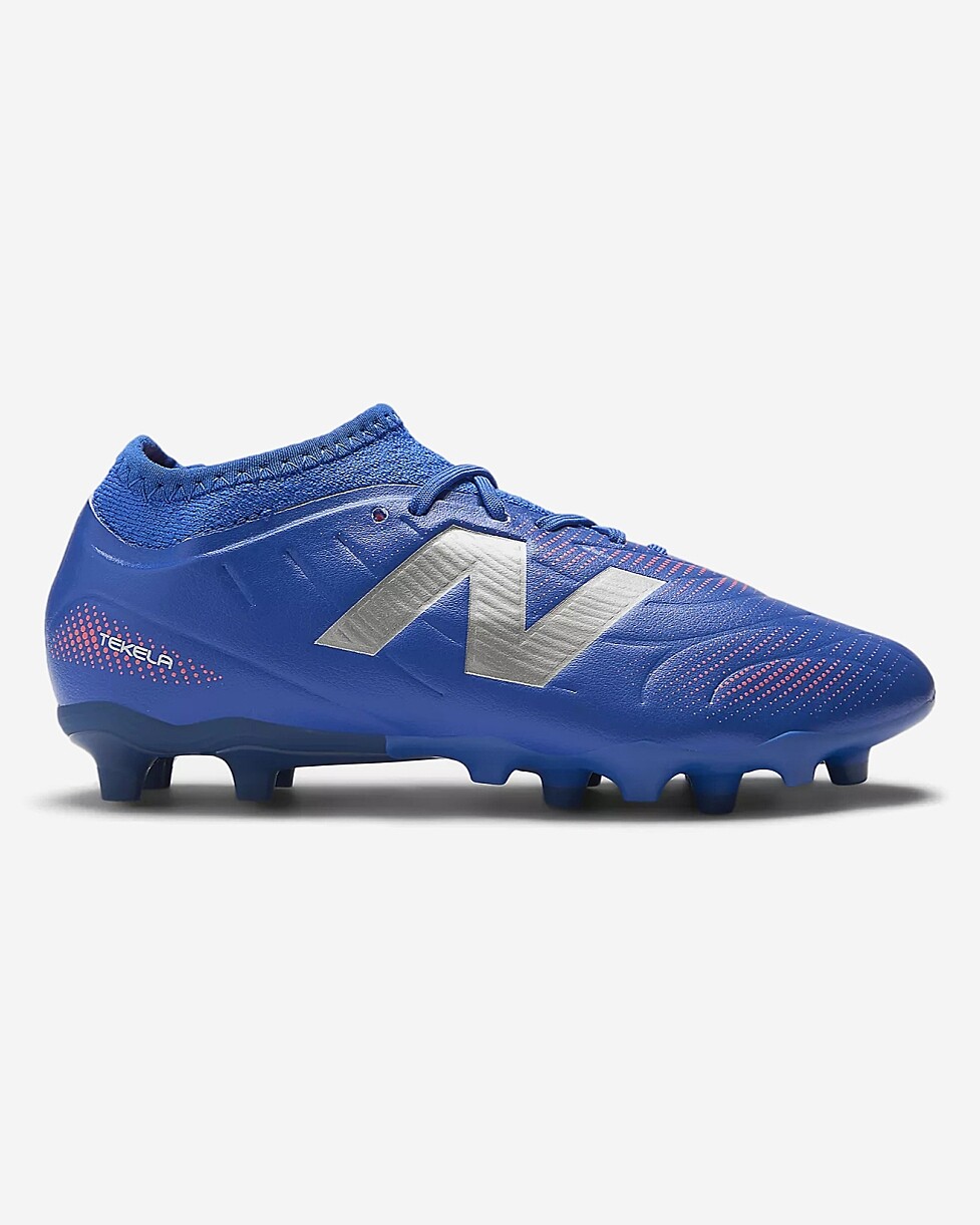 CHUTEIRA NEW BALANCE TEKELA FG V5 JR - AZUL