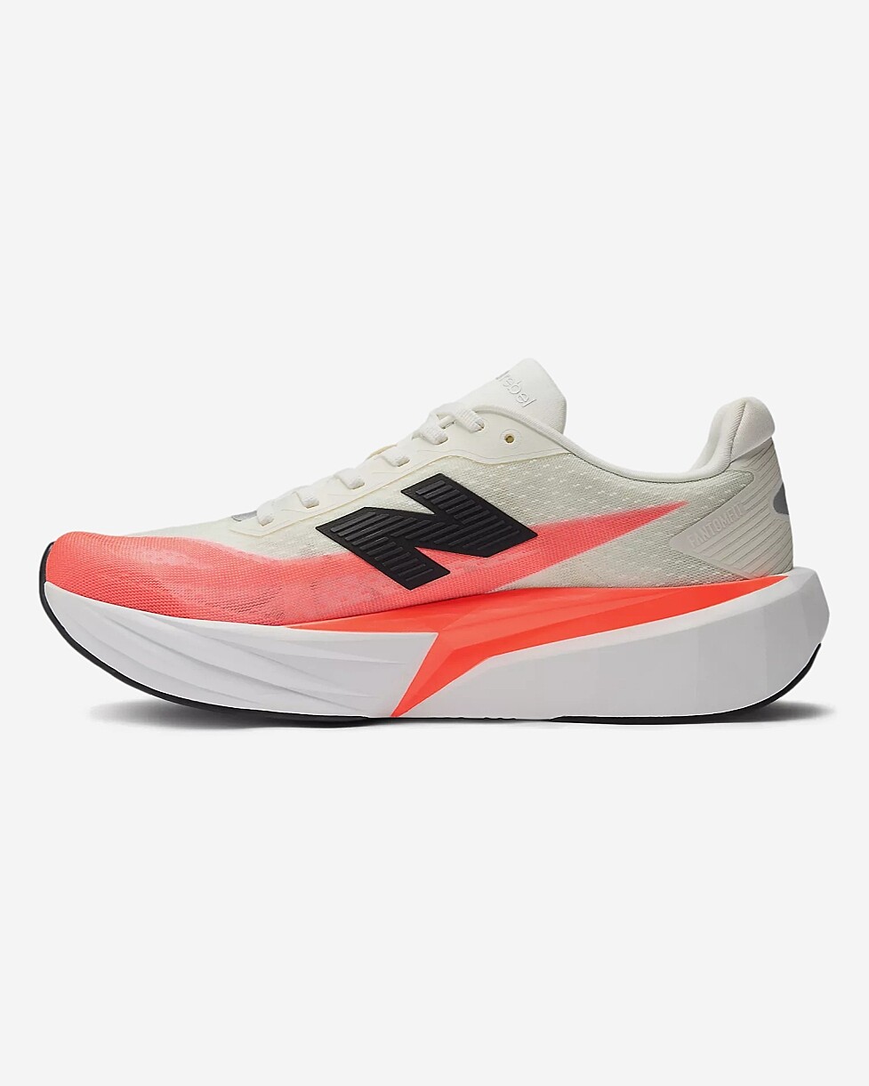 TENIS NEW BALANCE FUELCELL REBEL V5 - BRANCO