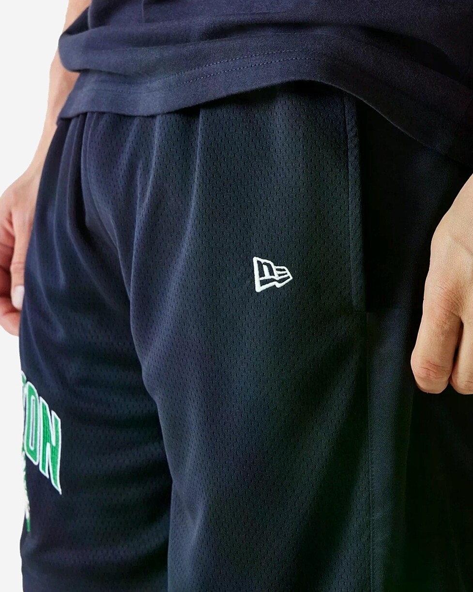 CALÇÕES NEW ERA NBA ARCH GRPHC SHORT BOSCEL