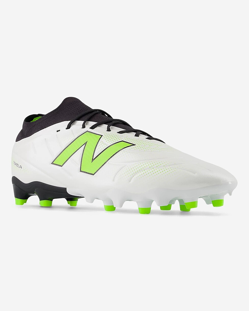 CHUTEIRA NEW BALANCE TEKELA  FG V5