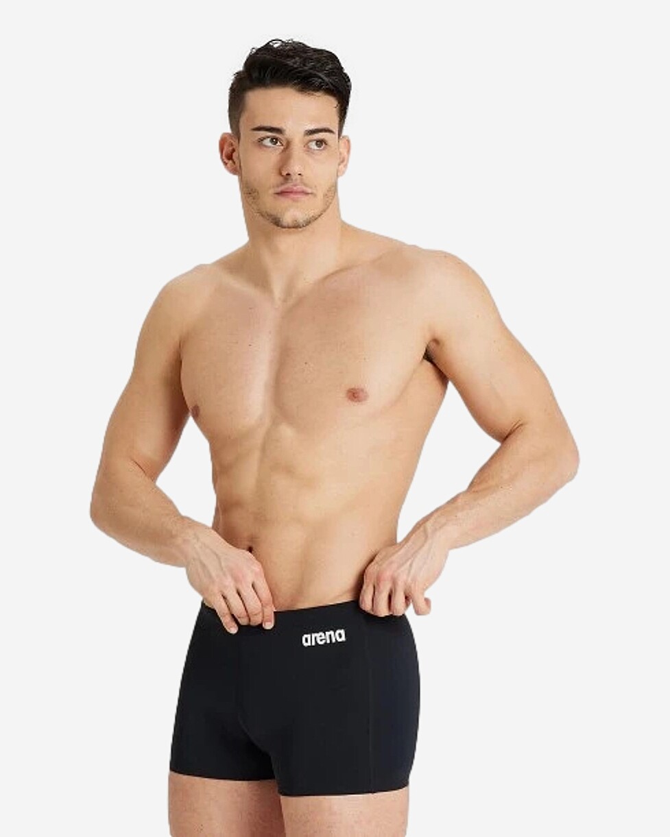Duráveis, de secagem rápida e de cor sólida, os arena Team Shorts são um calção de banho masculino simples...  FATO BANHO ARENA TEAM SHORT - PRETO