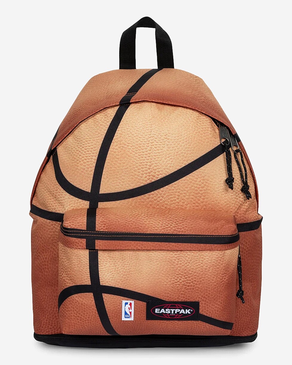 MOCHILA EASTPAK BASKETBALL NBA