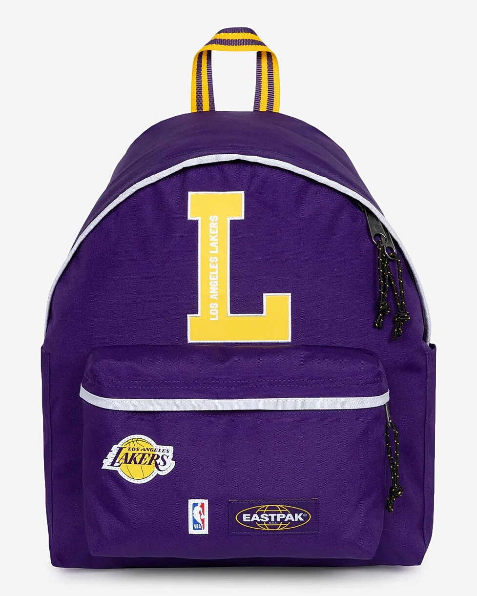 MOCHILA EASTPAK DAY PAK`R NBA - ROXO