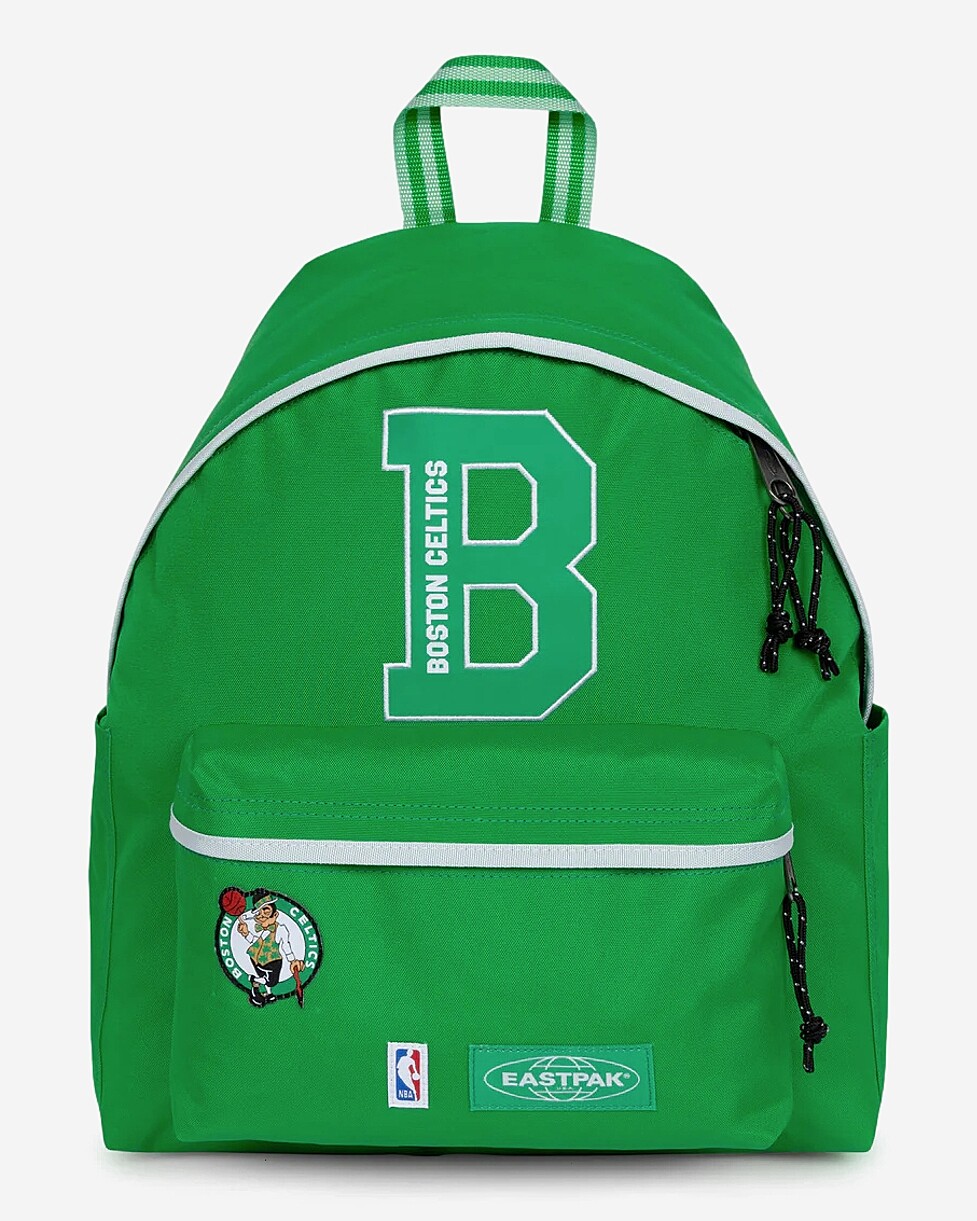 MOCHILA EASTPAK DAY PAK`R NBA - VERDE