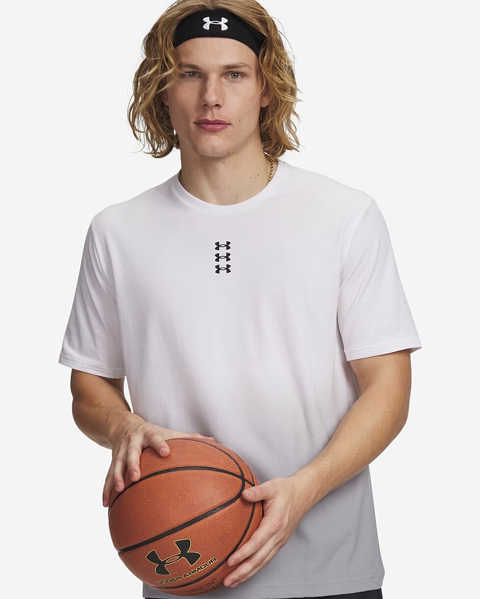 T-SHIRT UNDER ARMOUR HOOPS TRIPLE LOGO - BRANCO