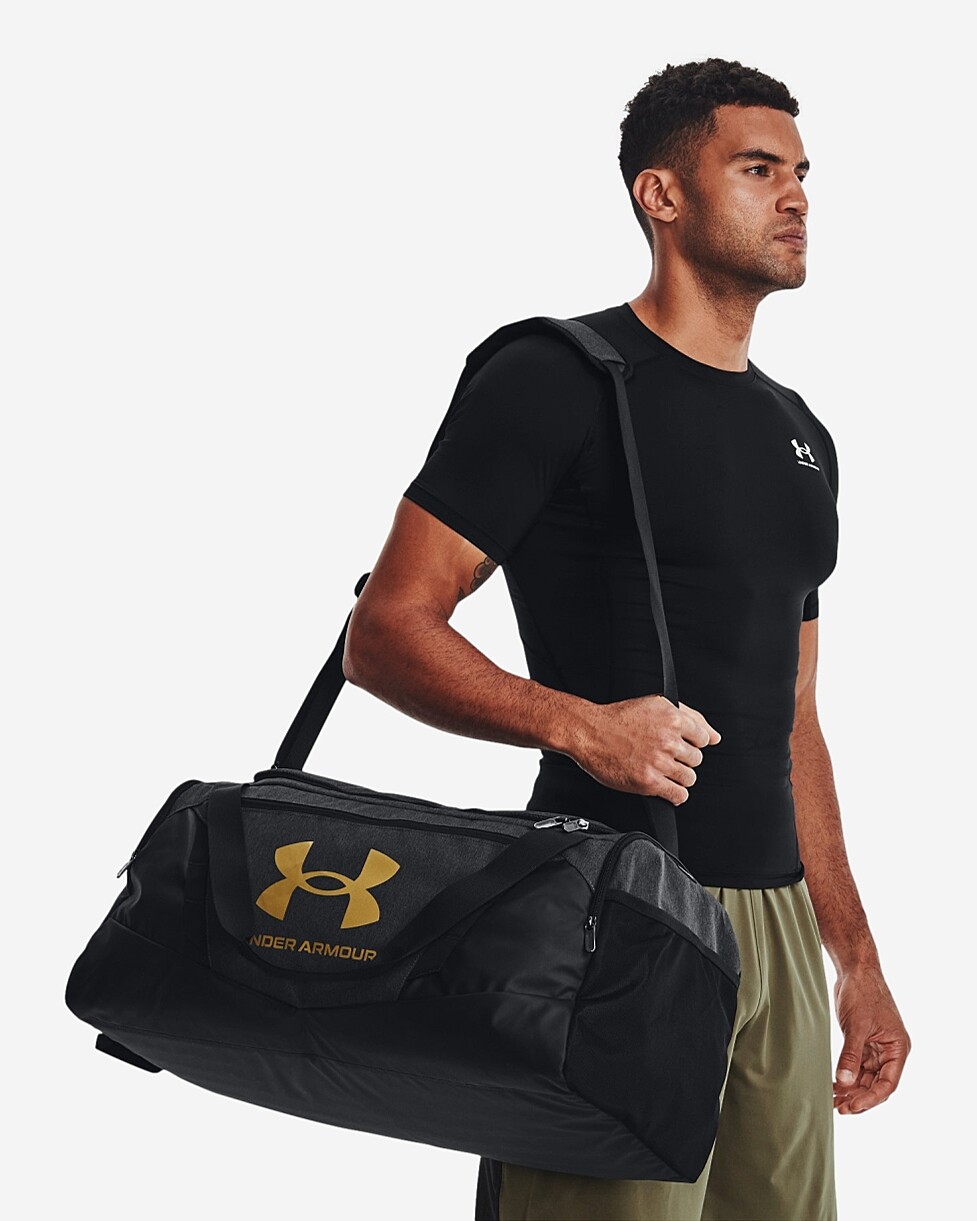 SACO UNDER ARMOUR UNDENIABLE 5.0