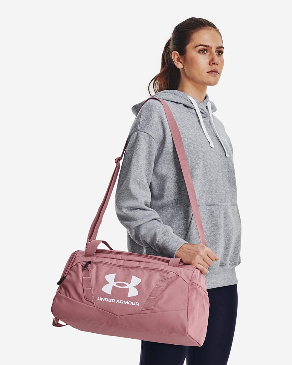 SACO UNDER ARMOUR UNDENIABLE 5.0