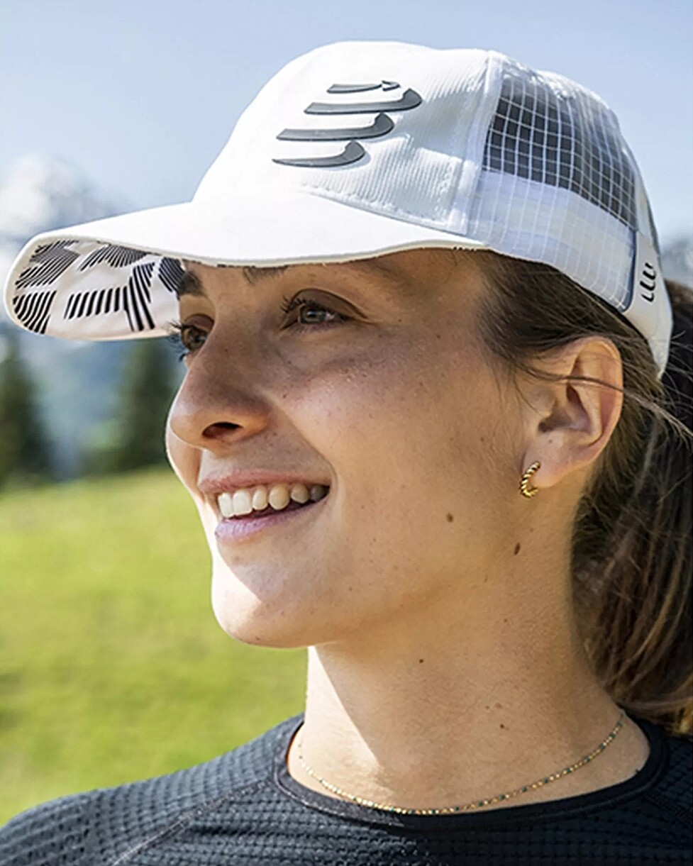 CAP COMPRESSPORT RACING TRUCKER