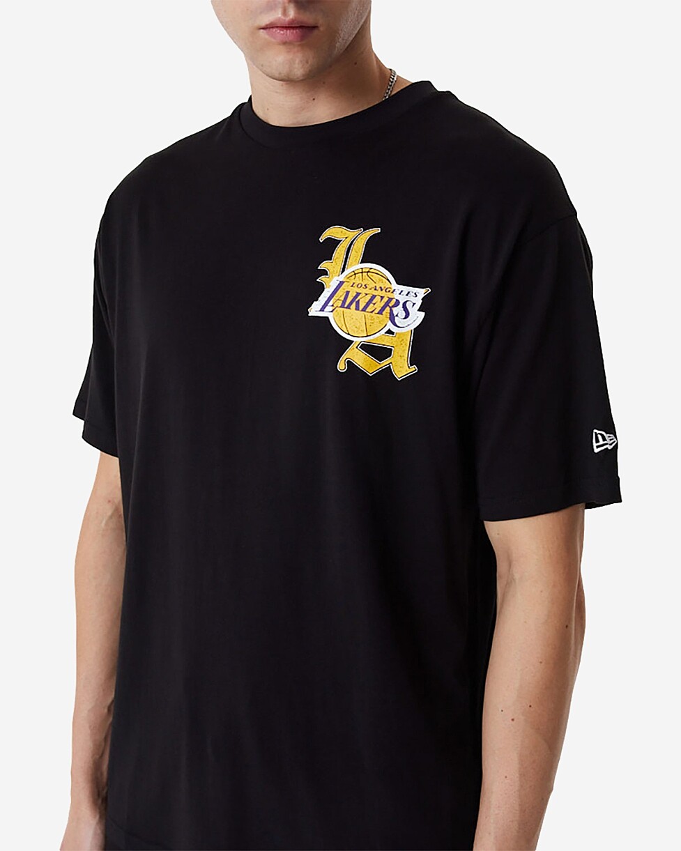 T-SHIRT NEW ERA TEAM GRPHC 
