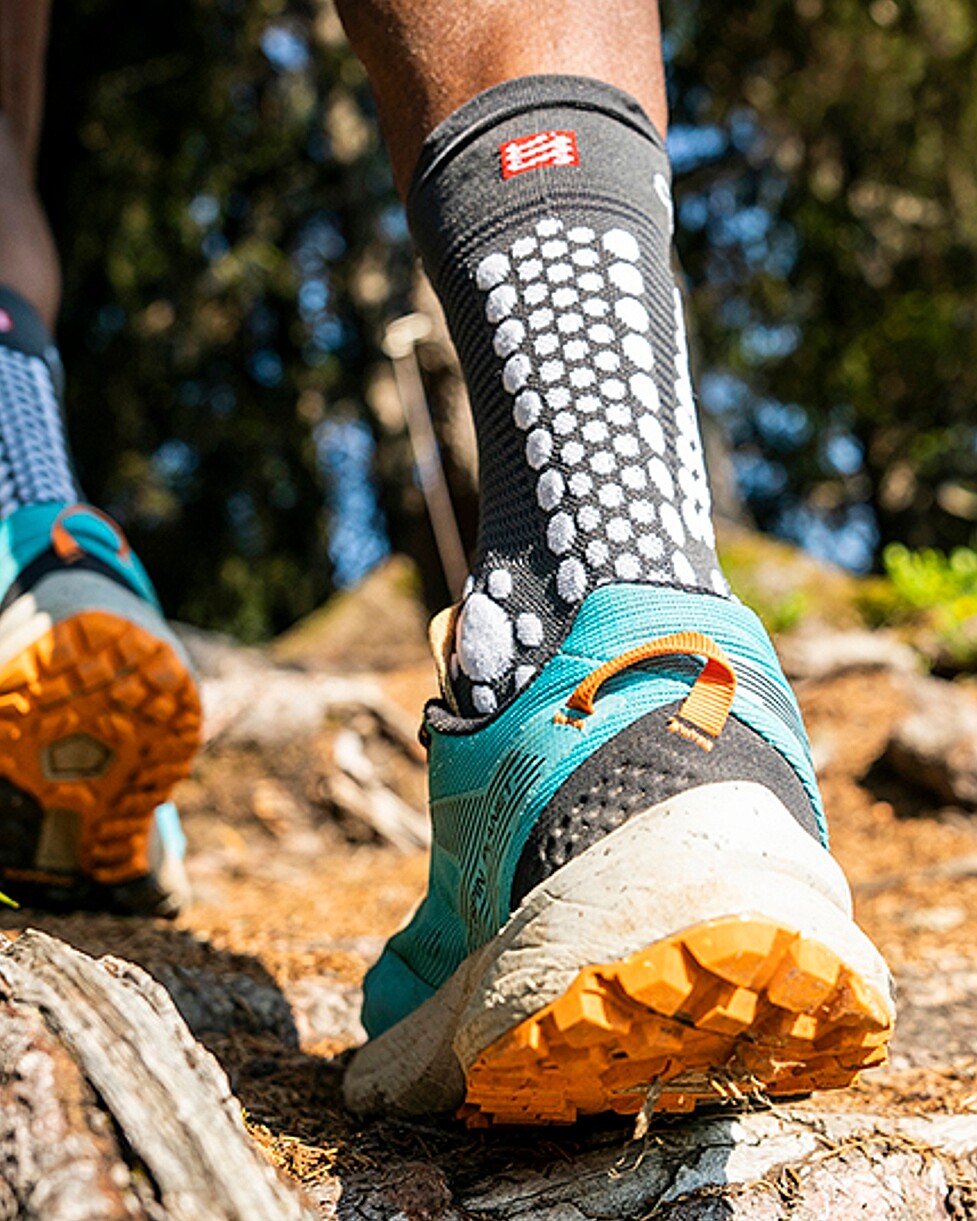 MEIAS COMPRESSPORT PRO RACING V4.0 TRAIL
